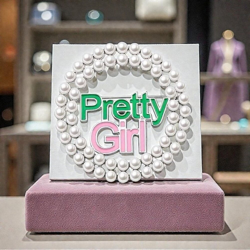AKA Alpha Kappa‎ Alpha Brooch Green Pretty and Pink Girl White Pearls